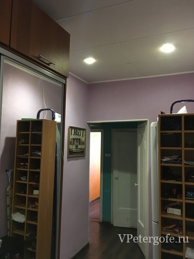 Продаю 3к квартиру в Стрельне